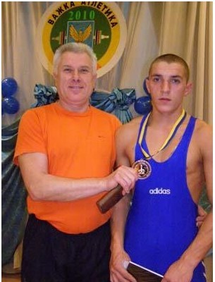 Закарпатські спортсмени здобули “срібло” та “бронзу” на кубку України з важкої атлетики