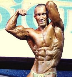 Бодибілдер Віталій Вергелес їде у Сімферополь