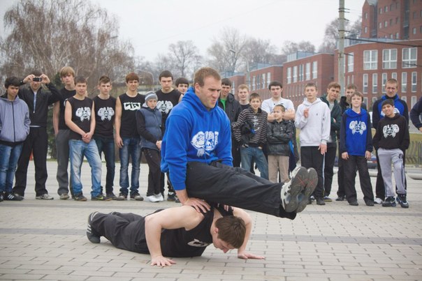 05 Спортивний рух Workout провів масштабну акцію “Своїми силами 2012″ по всій Україні. ФОТОГАЛЕРЕЯ