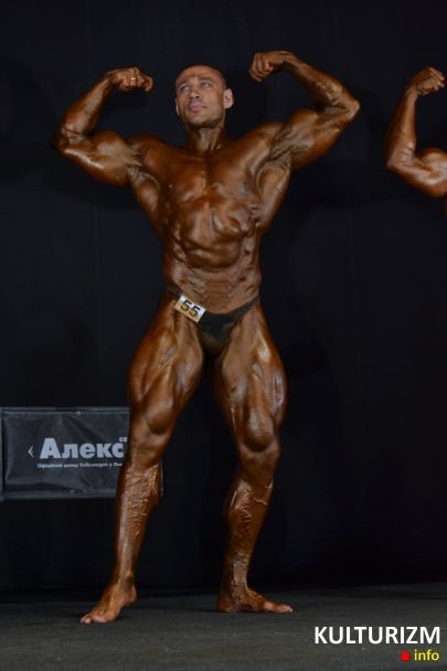 Бодибілдер Валентин Лось. Фото + відео