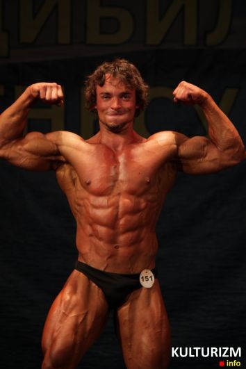oleksii melnuk 02 Бодибілдер Олексій Мельник на Кубку України IFBB 2012. Фотогалерея