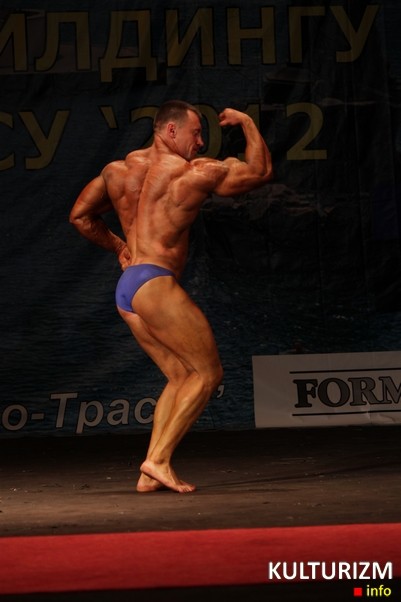 Бодибілдер Михайло Гневуш на Кубку України 2012 IFBB. Фотогалерея