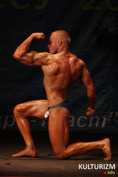 genadii odaru4 01 Бодибілдер Геннадій Одарич на Кубку України IFBB 2012. Фотогалерея