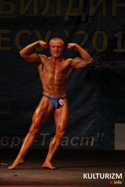 genadii odaru4 04 Бодибілдер Геннадій Одарич на Кубку України IFBB 2012. Фотогалерея