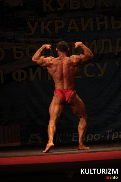 sergii 4ernjak 05 Бодибілдер Сергій Черняк на Кубку України 2012. Фотогалерея