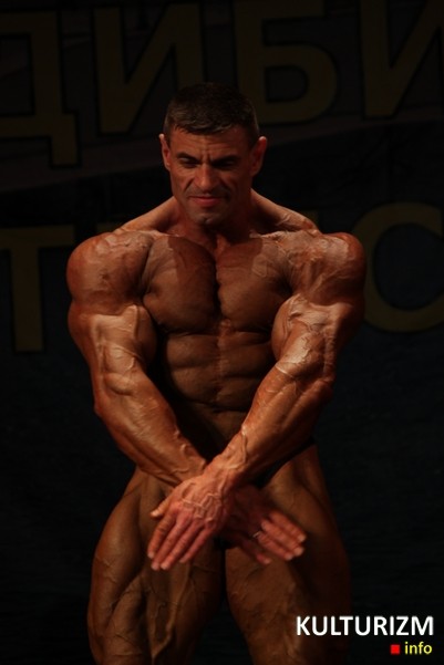 Бодибілдер Анатолій Кудлай на Кубку України 2012. Фотогалерея