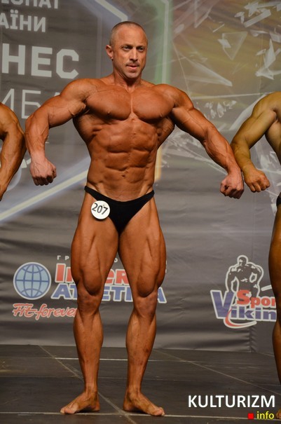 Бодибілдер Сергій Осипов на Чемпіонаті України IFBB 2012. Фотогалерея