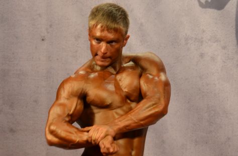 Бодибілдер Андрій Сніжко на Кубку України UBPF 2013. Фото