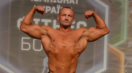 Бодибілдер Василь Сарокопуд на Чемпіонаті України IFBB 2012. Фото