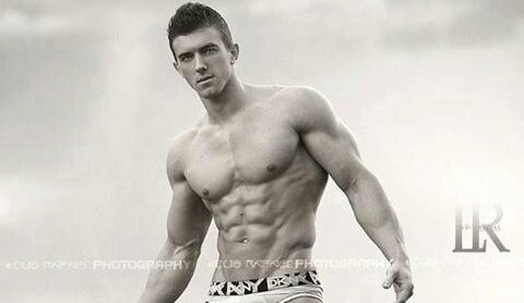 Фітнес модель Chase Isaacs. Фотогарелея