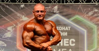Бодибілдер Юрій Бучелла на Чемпіонаті України IFBB 2012. Фото