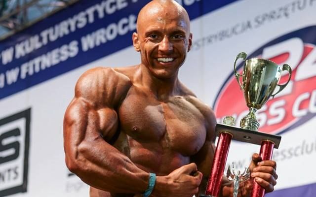 Польський бодібілдер-юніор Mateusz Zag&oacute;rowski. Фотогалерея