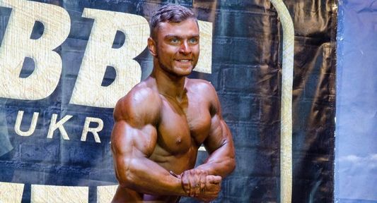 Бодібілдер Данило Остролуцький на Чемпіонаті України NABBA 2015. Фотогалерея