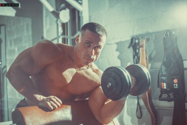 Романа Ющенка назвали кращим бодібілдером України 2015-ого