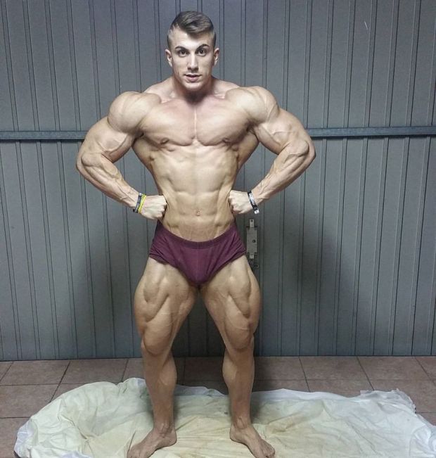 Бодібілдер Pablo Llopis Muñoz – іспанський потужний юніор