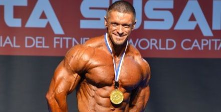 Бодібілдер Адам Козира став кращим важковаговиком на Чемпіонаті Європи IFBB 2016