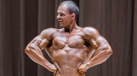 Бодібілдер Олексій Попов на Чемпіонаті UBPF 2015. Фотогалерея